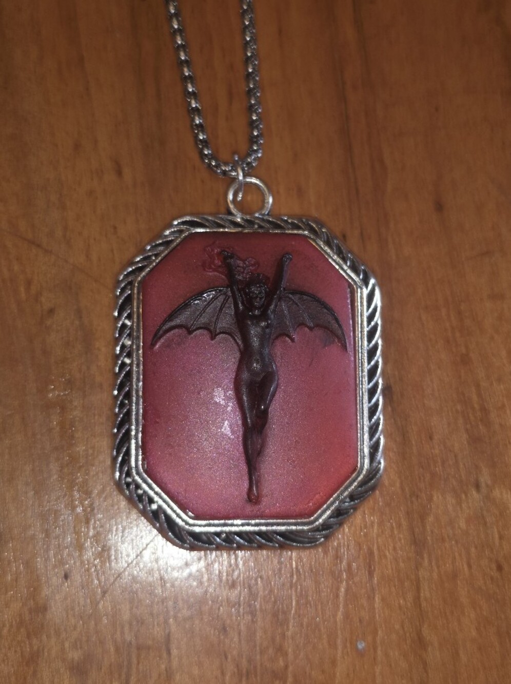 Vampirella Vampire Brooch In Silver-tone Frame On Silver Tone Chain Necklace